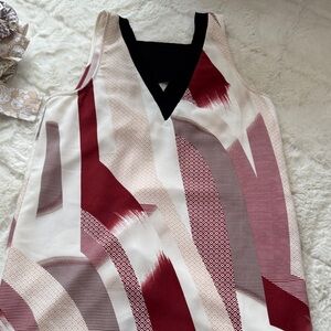 Sleeveless V-Neck Abstract Print Tank - Burgundy & Cream